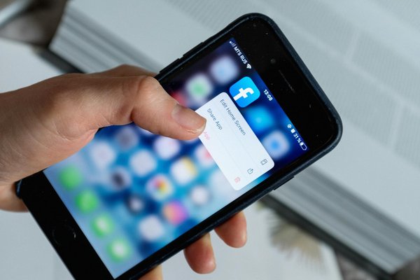 Quels sont les avantages de l'utilisation de la réalité virtuelle pour les jeux de formation industrielle?